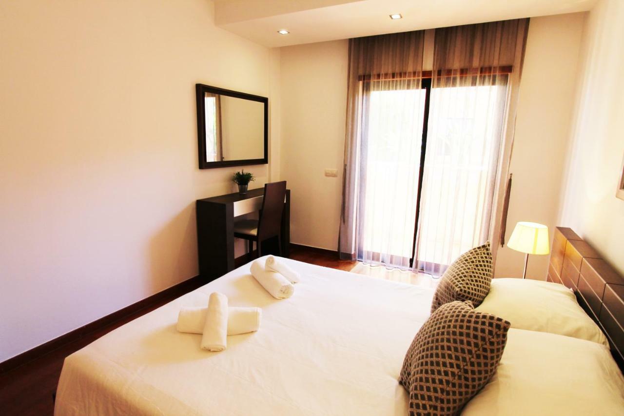 Luxury Apartment *